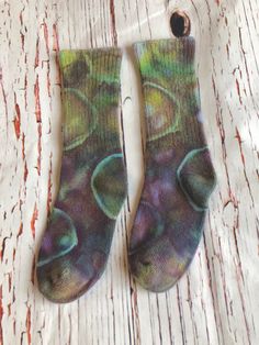 Soft comfortable hand dyed socks made from bamboo. Size 5 measures 5 inches from heel to toe. This is pair 2. Dyed Socks, Kids Tie Dye, Reverse Tie Dye, Bamboo Socks, Plus Size Hoodies, 5 Kids, Ice Dyeing, Kids Socks, Tie Dye T Shirts