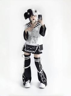 White Harajuku Cosplay Costume, White Harajuku Style Cosplay Costume, Harajuku Style Anime Print Cosplay Costume, Harajuku Style Halloween Cosplay Costume With Ruffles, Fairycore Cottagecore, Star Struck, Cute Shoes Heels, Y2k Outfits, Doll Shop