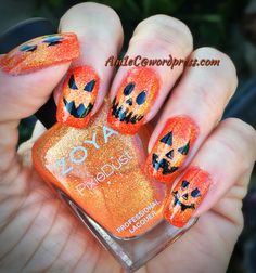 Jack O Lantern Nail Designs, Jack The Pumpkin King Nails, Jack O Lantern Nails, Jackolantern Nails, Halloween Nail Designs Jack O Lantern, Great Pumpkin Nails, Black And Orange Pumpkin Nails, Mani Designs, Pumpkin Nail Designs