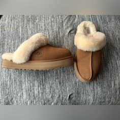 Im Selling Them Just Because I Don’t Really Used Them I Think I Only Wore Them Once So They Are Brand New. Platform Slippers, Womens Uggs, Just Because, Ugg Shoes, Tan Brown, Slippers, Slip On, Women Shoes, Brand New