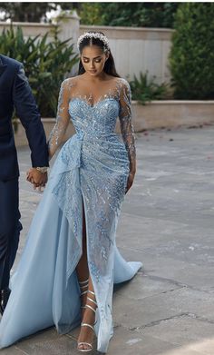 Matric Dance Dresses South Africa, Extravagant Prom Dresses, Dinner Gowns, Classy Gowns, Dinner Dress Classy, Classy Prom Dresses, Fancy Wedding Dresses, Elegant Dresses Classy, Glamour Dress