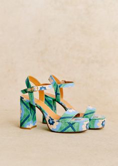 Maribel High Sandals - Sézane x Momonì - Rimini - Linen - Sézane Farfetch Shoes, Fun Wedding Shoes, High Sandals, Colorful Heels, Fun Heels, Priscilla Presley, Blue Heels, Sheep Leather, Rimini