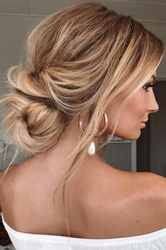 Messy Bun Hairstyles, Wedding Hair And Makeup, Medium Length Hair Cuts, Bride Hairstyles, Messy Hairstyles, Messy Bun, Bridesmaid Hair