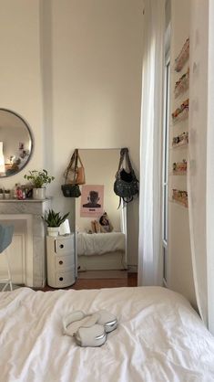 Cute Aesthetic Rooms, Aesthetic Items