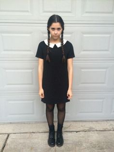 As Halloween is quickly approaching, everybody is beginning to think about what to wear as a costume. But if you can’t find a lot of money or ideas, don’t worry! I’m here to bring you 30 easy DIY Halloween costumes you can make yourself while staying... Halloween Costumes You Can Make, Wednesday Costume, Quick Halloween Costumes, Wednesday Addams Costume, Spooky Halloween Costumes, Halloween Coustumes