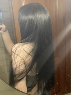 long black hair #hair #black #blackhairgrowth #longhair Black Hair Astethic, Long Black Hair Side Part, Really Long Hair Aesthetic, Long Hair Inspo Black, Long Straight Hair Outfits, Black Hair Claim, Black Haired Face Claim, Pale Girl With Black Hair, Long Black Hair Female