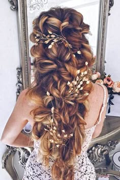 Related image Elegant Wedding Hair, Best Wedding Hairstyles, Flowers In Her Hair, Wedding Hairstyles For Long Hair, Box Braids Hairstyles, Wedding Hair And Makeup, Bride Hairstyles, Hair Dos