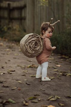 Finding Neverland on Tumblr Pola Macrame, Baby Kostüm, Foto Baby, Fantasias Halloween, Baby Halloween Costumes, Family Halloween, Baby Costumes, Diy Baby, Baby Halloween