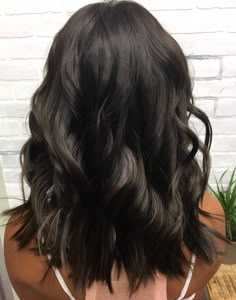 Coffee Brown Hair, Fall Highlights, Women's Haircut, Golden Brown Hair, Brown Hair Shades, S Haircut, Dark Brunette Hair, Brown Ombre Hair, Brown Hair Inspo