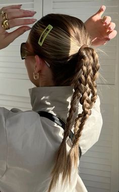 Y2k Braided Hairstyles, Y2k Ponytail, Tennis Hair, Ponytail Braided, Sleek Braided Ponytail, Braided Ponytail Hairstyles, Hair Arrange, Glam Hair, Hair Summer