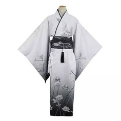 White Kimono Dress, Moda Kimono, Kimono Outfits, Kimono Japan, Mode Kimono, Lingerie Outfit