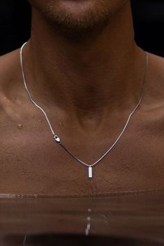 Good size stretch a lot very comfortable and pleasant to the touch of the fabric very happy with the purchase Mens Silver Chain Necklace, Mens Silver Jewelry, Silver Chain For Men, Mens Silver Necklace, Mens Jewelry Necklace, Mens Chain Necklace, Minimal Jewelry, Mens Accessories Jewelry