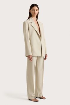 A softly tailored blazer with a relaxed, yet refined fit. Designed from a soft wool fabrication in a creamy beige hue, it features a double breasted front and long sleeves. Pair with the matching Emilie Trouser for an effortless approach to suiting. Blazer Beige, Maxi Dress Sale, Faithfull The Brand, Tailored Blazer, Long Sleeve Blazers, Soft Wool, Playsuit Jumpsuit, Capsule Wardrobe, Suits For Women