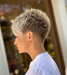 Super Short Pixie Cuts, Shaved Pixie Cut, Super Short Pixie, Shaved Hairstyles, Short Shaved Hairstyles, Edgy Pixie