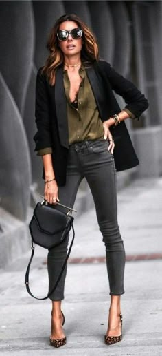 The Best Blazer Outfits Ideas For Women 36 Work Outfit Office, Looks Jeans, Best Blazer, Blazer Outfit, Summer Work Outfits, Mode Casual, Urban Street Style, Black Outfits, Work Style