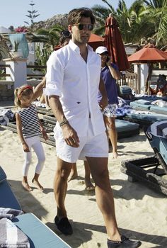 Tamara Beckwith, All White Mens Outfit, White Outfit For Men, Johannes Huebl, Men's Summer Outfit, Summery Outfits