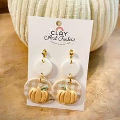 These Are Perfect For Fall & Halloween. Clay Pumpkin Earrings With Gingham Plaid Design. Farm House Feel. Clay Pumpkin Earrings, Fall Clay Earrings, Clay Pumpkin, Kite Earrings, Halloween Clay, Arrow Earrings, Sugar Sugar, Cameo Earrings, Silver Flower Earrings