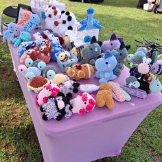 Market setup this morning! . . . Hashtags: #mississippi #womanowned #shoplocal #crochetersofinstagram #crochet #smallbusiness #plushie #handmadegifts #amigurumi #plushiemaker Crochet Sale Ideas, Mj Crochet, Crochet Market Ideas, Crochet Stuffy, Market Setup, Market Crochet, Crochet Store