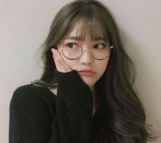 Ulzzang Glasses, Kore Ulzzang, Mode Ulzzang, Korean Ulzzang, Wearing Glasses, Braids For Short Hair