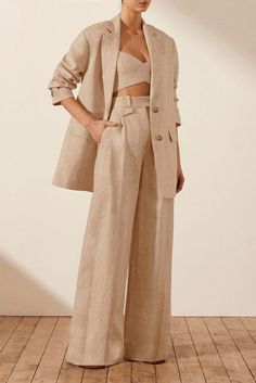 Linen, being the fabric of summer, has been gaining popularity because of its flexibility and elegance. Linen suits are preferred by people especially in summer because of their ability to provide one with cooling sensations and total ease as they helps maintain body temperature. As a result people prefer linen suits in weddings also. In ... Summer Blazer Outfits, Linen Suits Women, Linen Summer Outfits, Summer Blazer, Mens Haircut, Linen Suits, Shona Joy, Summer Ideas, Linen Suit