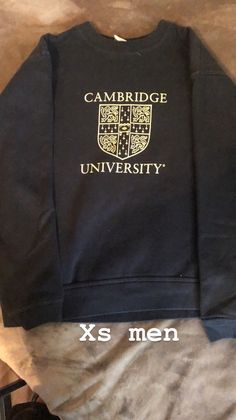 Cambridge Aesthetic Outfit, University Clothes, Dream University, University In England, Victorian Era Fashion, Cambridge England, Dark Books, University Outfit, Dream College