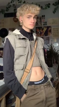 Male Clothes Inspiration, Male Art Poses Reference, Feminine In A Masculine Way, Gender Fluid Outfit Ideas, Fem Nonbinary Outfits, Guy In Corset, Femboy Fashion Men, Fem Male Outfits, Gender Envy Masc