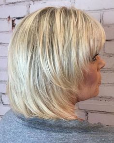 Medium Straight Feathered Blonde Shag Shaggy Hairstyles For Fine Hair, Medium Shaggy Hairstyles, Shaggy Hairstyles, Pearl Blonde, Short Shag Haircuts, Hairstyles For Fine Hair, Shaggy Hair, Short Shag Hairstyles, Hair Over 50