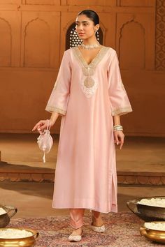 Blush pink silk chanderi kurta with kashmiri tilla and parsi gara embroidery. Comes with satin silk salwar. - Aza Fashions Bollywood Style Pink V-neck Sets, Pink Bollywood V-neck Sets, Wedding Kaftan With Gota Work For Festivals, Pink V-neck Bollywood Style Kurta, Pink V-neck Sets With Dupatta, Designer Pink Raw Silk Palazzo Set, Silk Kaftan With Gota Work In Traditional Drape, Festive Silk Kaftan With Gota Work, Wedding Kaftan With Gota Work For Festive Occasions