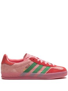 pink/green/scarlet suede signature 3-Stripes logo logo patch at the tongue front lace-up fastening round toe flat rubber sole leather lining These styles are supplied by a premium and authenticated sneaker marketplace. Stocking only the most sought-after footwear, they source and curate some of the most hard to find sneakers from around the world. Pink And Green Gazelles Outfit, Pink And Green Adidas, Colorful Sneakers Women, Adidas Gazelle Bold Pink, Adidas Gazelle Bold Pink Glow, Funky Sneakers, Pink And Yellow Gazelle, Pink And Green Gazelles, Sneakers 2024