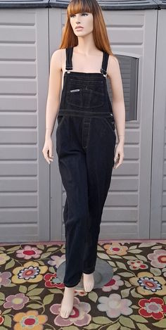 Cute pair of Vintage 80's- London London   brand denim Overalls.  They have been over dyed in black.  So Cool looking.   Nicely broken in soft denim. They have adjustable shoulder straps .Lightly frayed edges on top and shoulder straps.  Measurements are taken with item laying flat so widths across must be doubled  measures like a large to also a baggy medium Length = 50.5 in   in (measured without the straps, from the top of bib down to leg hems) Across the Waist = 17.5 in Across the Hips =  20 Kids Jeans Boys, Black Denim Overalls, Womens Overalls, Painted Shorts, Overalls Fashion, Cotton Overalls, Navy Blue Sweatshirt, London Brands, Vintage Denim Jeans