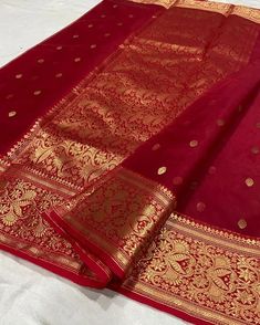 Handloom chanderi pure katan organza silk (silk by silk) saree with blouse. To purchase DM or WhatsApp +91 7400543427 Total saree length - 6.50 meter/5.70 meter Saree, blouse 80 cm (Running blouse ) Please note there may be a slight difference in colour due to the camera resolutions. This product is handmade and may have slight irregularities which is a natural outcome of human involvement in the process. Mode of payment NEFT/ Phonepe/Googlepay/Paytm/Paypal. We ship sarees worldwide. Clear Lipgloss, Katan Saree, Indian Wedding Gowns, Bengali Bridal Makeup, Saree Wearing Styles, Chanderi Saree, Traditional Silk Saree