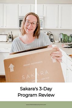 woman holding sakara order Organic Diet, Toxic Foods, Portion Sizes, Meal Delivery Service, Sustainable Food, Nutrition Program, Organic Plants