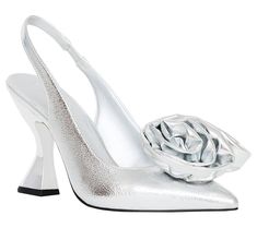 Katy Perry wants you to have your celeb moment, and this flared pump is just the shoe to let you shine. Crafted from beautiful satin and metallic finishes, the pump is adorned with a charming rosette flower on top. Now, go make your entrance. From Katy Perry. Rosette Flower, Beauty Stocking Stuffers, Flower Heels, Birthday Sale, Holiday Shoes, Skincare Gift Set, Perfume Gift Sets, Sneaker Dress Shoes, Flower Detail