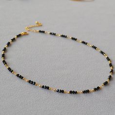 Color: Length 40 5cm Fashion Element: Polka Dot, Line, Chamfered Square Grain Style: French Retro French Retro, Handmade Beaded Necklaces, Vintage Elegance, Black Spinel, Beaded Necklaces, Watch Necklace, Hand Beading, Ring Bracelet, Earring Necklace