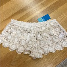 White Lace Crochet Shorts. Elasticized Waistband. Uk Size 10. Fits Xs Or Small Best. Brand Is New Look From Asos. Perfect As A Cover Up As They Are See Through White Crochet Trim Bottoms For Vacation, White Crochet Trim Vacation Bottoms, White Bottoms With Crochet Trim For Beach Season, White Crochet Trim Bottoms For Beach Season, White Crochet Lace Bottoms For Vacation, White Lace Beachwear Bottoms, White Casual Bottoms With Crochet Trim, Casual White Bottoms With Crochet Trim, White Crochet Bottoms For Vacation