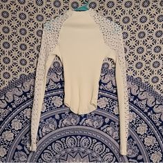 Nwt Beautiful Cream Mock Neck Xs White Tops With Thumbholes For Spring, Free Tops, Mock Neck, Free People, Womens Tops, Cream, Women Shopping, Color