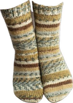 Casual Knitted Socks For Gifts, Cozy Hand Knitted Socks, Cozy Hand Knitted Yarn Socks, Hand Knitted Comfortable Yarn Socks, Handmade Green Winter Socks, Cozy Hand-knitted Yarn Socks, Handmade Green Socks For Winter, Knitted Socks For Winter Gifts, Hand Knitted Socks For Winter Gift