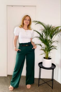 Wide Green Trousers Outfit, Emerald Pants Outfit Work, Emerald Trousers Outfit, Colored Slacks Outfit, Dark Green Dress Pants Outfits, Green Wide Leg Pants Outfit Fall, Emerald Green Wide Leg Pants Outfits, Emerald Green Trousers Outfit, Emerald Green Pants Outfit Work