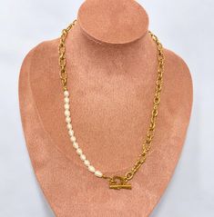 This versatile piece combines edgy style with sophistication, featuring a chunky textured chain and 14 freshwater pearls. The 19-inch length offers endless styling options, while the heart-shaped toggle clasp adds a sweet touch. Elevate any outfit with this bold and elegant necklace. Hypoallergenic (Lead and nickel free) Material: Stainless Steel, Freshwater Pearls Length: 19" (48cm) Hardware: Heart Toggle clasp Gift Pearl Chain Toggle Necklace, Edgy Style, Elegant Necklace, Elegant Necklaces, Toggle Clasp, Edgy Fashion, Fresh Water, Freshwater Pearls, Heart Shapes