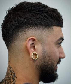 14 Best Caesar Haircut Ideas for Guys Faded Haircut, Haircut Ideas Trendy, Mid Skin Fade, Caesar Haircut, Low Skin Fade, Mens Haircuts Short Hair, Taper Fade Haircut