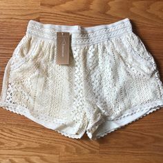 Ivory Shorts Full Service, Miami, Fast Delivery, Womens Shorts, Cream, Women Shopping, Color