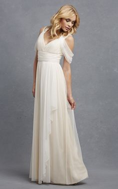 Shop Romantic A-Line Tulle Sleeveless Gown With V-Neck Online. Dorris Wedding offers tons of high quality collections at affordable prices. Free shipping Now! Romantic Bridesmaid Dresses, Gorgeous Wedding Dress Princesses, Convertible Bridesmaid Dress, Spring Wedding Guest Dress, Champagne Bridesmaid Dresses, Most Beautiful Wedding Dresses, Floor Length Chiffon Bridesmaid Dresses, Sleeveless Gown, Stunning Wedding Dresses