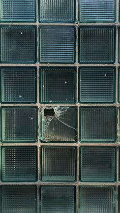 broken glass wallpaper Desktop Wallpapers Aesthetic Vintage, Glass Block, Macbook Wallpaper, Brutalism, Vintage Photographs, Aesthetic Iphone Wallpaper, Phone Wallpapers, Aesthetic Photo, Book Aesthetic