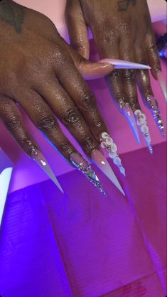 Xxl Freestyle Nails, Ombre Freestyle Nails, Birthday Nails Stilleto, Xl Stilleto Acrylic Nails, Stilletos Nails Long, Stellitoes Nails Designs, Birthday Baddie Nails