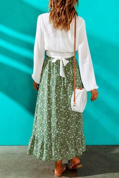 Green Floral Print Lace-up Flounce High Waist Maxi Skirt Non-stretch Green Skirt For Vacation, Casual Green Skirt For Brunch, Green Spring Maxi Skirt For Brunch, Green Floral Skirt Outfit, Floral Skirt Outfits, High Waist Maxi Skirt, Green Floral Skirt, Bohemian Style Clothing, High Waisted Maxi Skirt