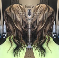 Edgy Hair Color, Brunette Hair With Highlights, Dark Hair With Highlights, Dyed Hair Inspiration, Long Hair Color, Brown Hair Balayage, Hair Color Techniques, Blonde Hair Looks, Edgy Hair