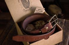 The Mountain Belt is a serious piece of leather. Built from Hermann Oak's Old World Harness leather, this heavy duty leather belt is not for fragile hearts and delicate trousers. Mens Leather Belts, Leather Belt Crafts, Mens Leather Belt, Leather Fob, Custom Leather Belts, Wallet Craft, Rugged Men, Mens Fashion Rugged, Handmade Wallets