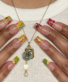 Funky Short Nails, Short Nails Aesthetic, Uñas Aesthetic, Arm Accessories, Nails Aesthetic, Classy Acrylic Nails, Clean Nails, Unique Nails, Funky Nails