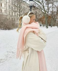 Chilly Fits, Winter Mode Outfits, Winter Princess, Winter Outfits Aesthetic, Aesthetic Feed, Chic Winter Outfits, Winter Outfit Ideas, Snow Outfit, Winter Fit