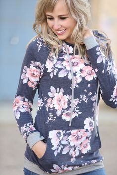 If It Makes You Happy Floral Hoodie in Charcoal – Ivory Gem Be Girly, Floral Hoodie, New Mommy, Mommy Style, Dressed To Impress, Blush Color, Comfy Casual, Clothes Outfits, Yes Please